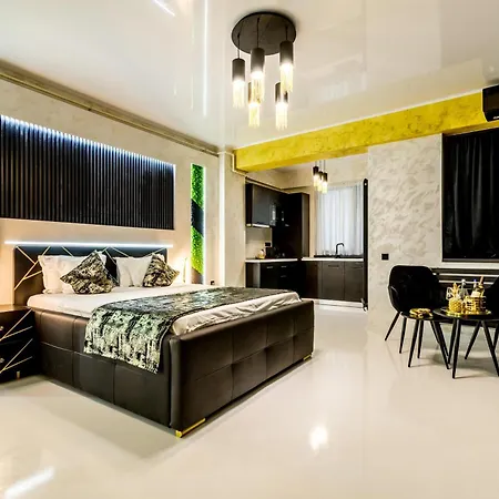 Azimuth Luxury Apartment