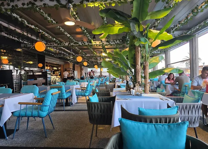 Azimuth Luxury * コンスタンツァ