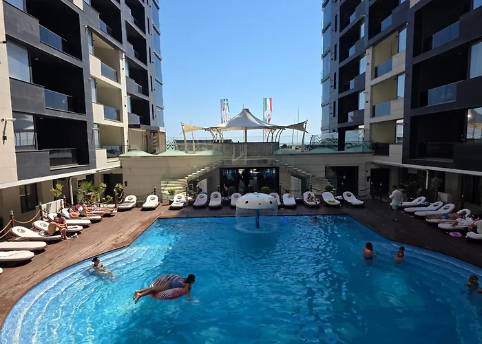 Azimuth Luxury アパート *